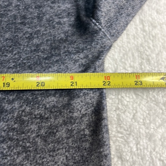 Briefly stated, Wild Fable, Unbranded long sleeve crew neck shirts. Size M & S. - Picture 3 of 12